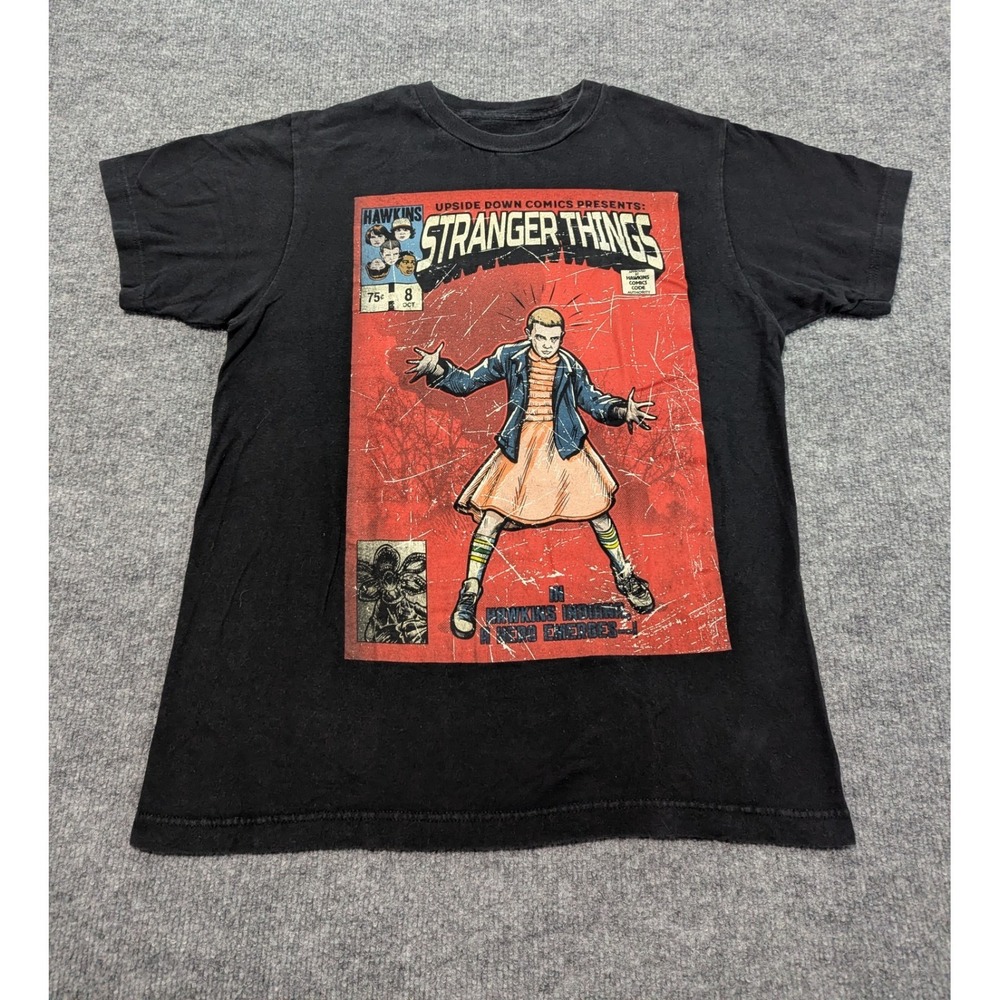 Stranger Things Comic Book Adult T-shirt Medium Black Graphic  Netflix Official